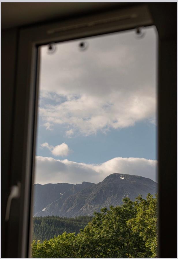 Breathing Space Fort William Exterior foto